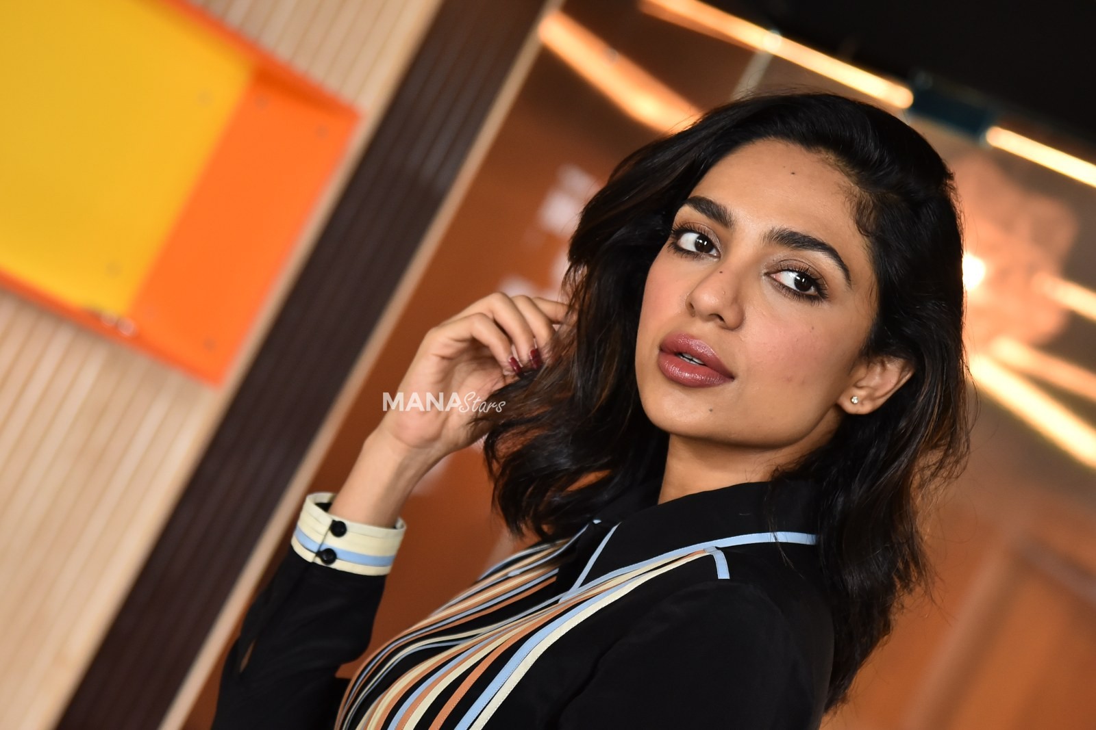 Heroine Sobhita Dhulipala Interview Photos