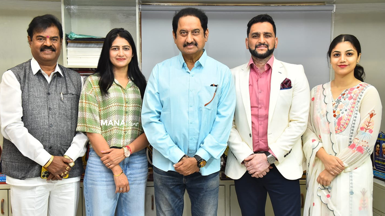 రియల్ కబడ్డీ ప్లేయర్స్ తో డా. ఆర్కే గౌడ్ నిర్మిస్తున్న “మహిళా కబడ్డీ”